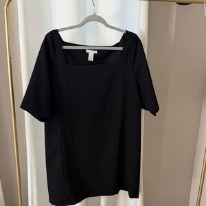 ⭐️Bundle Discounts. H&M Classic Black Work Dress